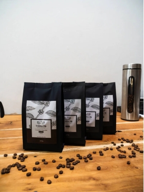 Torra 75 chocolate e caramelo para o mês todo - 4 pacotes chocolate e caramelo 250 g Torra 75 chocolate e caramelo para o mês todo - 4 pacotes chocolate e caramelo 250 g
