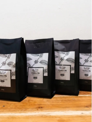 Torra 75 Economic - 3 Cafés Gourmet 250g + 1 Café Especial 250g Torra 75 Economic - 3 Cafés Gourmet 250g + 1 Café Especial 250g